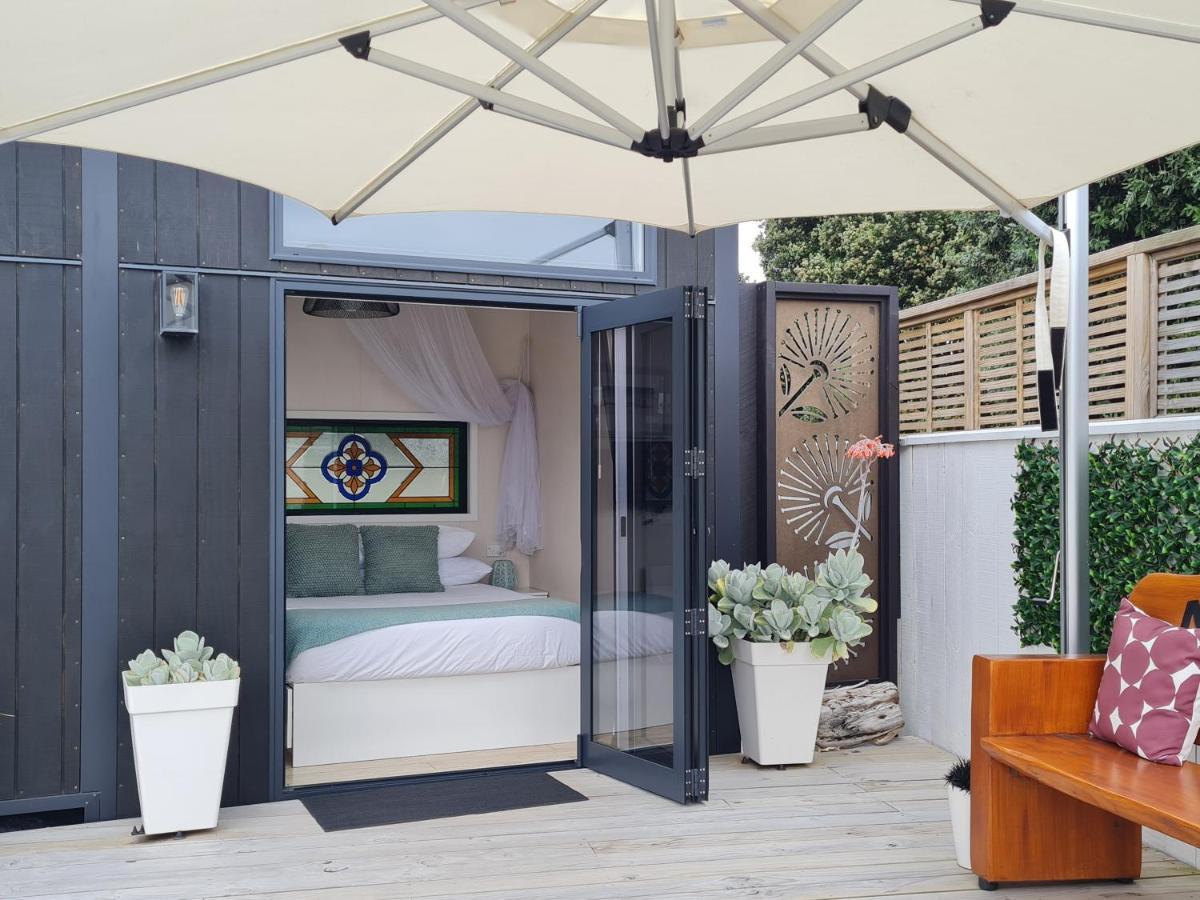 Apartamento Aroha Tiny House Peka Peka Waikanae Exterior foto